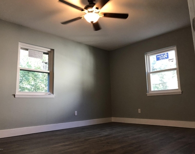 2132 Bay Road - Photo Thumbnail 12