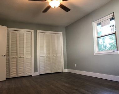 2132 Bay Road - Photo Thumbnail 11