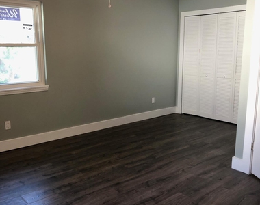 2132 Bay Road - Photo Thumbnail 14