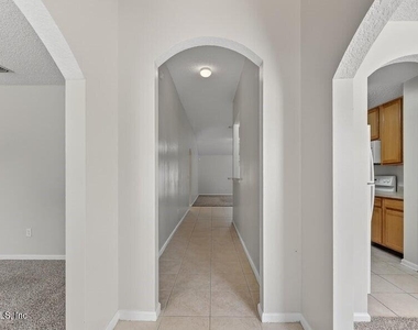 9205 Redtail Drive - Photo Thumbnail 5