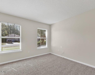 9205 Redtail Drive - Photo Thumbnail 11