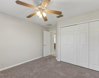 9205 Redtail Drive - Photo Thumbnail 14