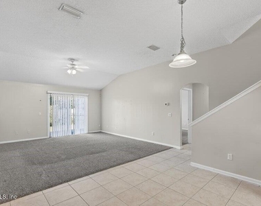 9205 Redtail Drive - Photo Thumbnail 3