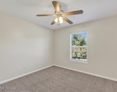 9205 Redtail Drive - Photo Thumbnail 16