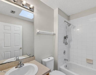 9205 Redtail Drive - Photo Thumbnail 18