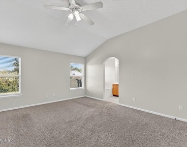 9205 Redtail Drive - Photo Thumbnail 21