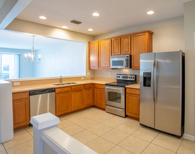 13292 Stone Pond Drive - Photo Thumbnail 7