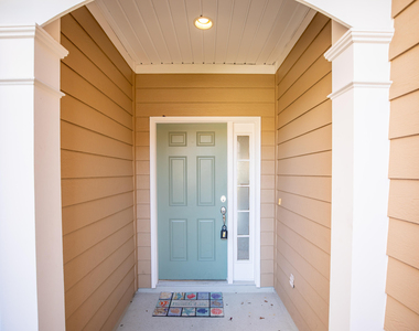 13292 Stone Pond Drive - Photo Thumbnail 2
