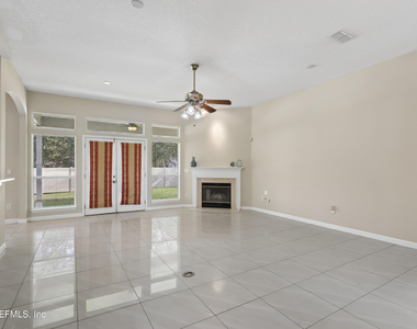 2070 Thornhill Drive - Photo Thumbnail 24