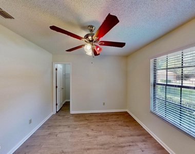 3052 Marrano Drive - Photo Thumbnail 11