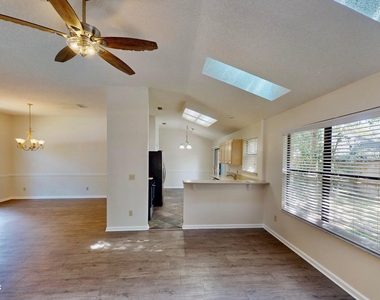 3052 Marrano Drive - Photo Thumbnail 4