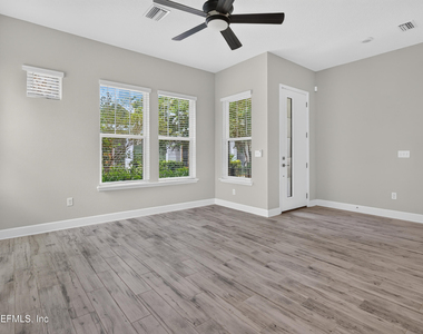 7446 Loggerhead Court - Photo Thumbnail 7
