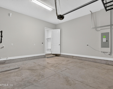7446 Loggerhead Court - Photo Thumbnail 33