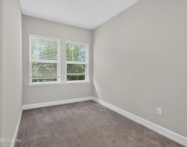 7446 Loggerhead Court - Photo Thumbnail 15