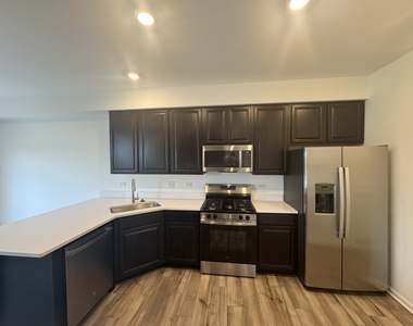 7714 Nightshade Lane - Photo Thumbnail 12