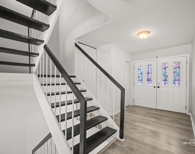 772 Circle Drive - Photo Thumbnail 1