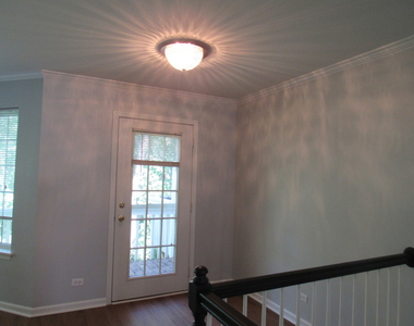 255 W Treehouse Lane - Photo Thumbnail 17
