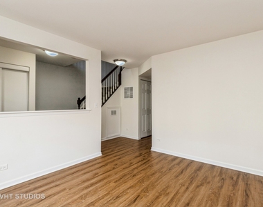 255 W Treehouse Lane - Photo Thumbnail 2