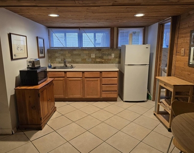 546 Judson Avenue - Photo Thumbnail 3