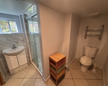546 Judson Avenue - Photo Thumbnail 5