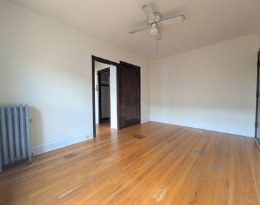 3310 W Schubert Avenue - Photo Thumbnail 3