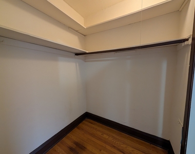 3312 W Schubert Avenue - Photo Thumbnail 6