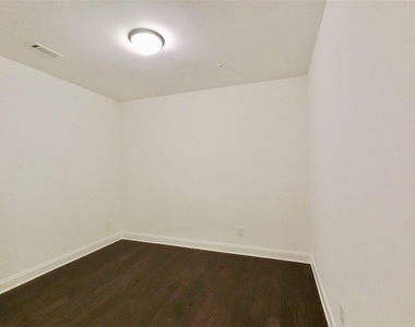6735 Encore Boulevard - Photo Thumbnail 17