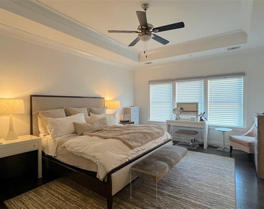 6735 Encore Boulevard - Photo Thumbnail 18