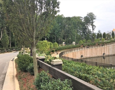 6735 Encore Boulevard - Photo Thumbnail 32