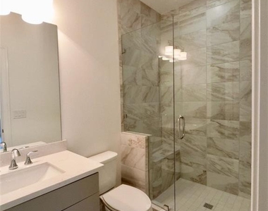 6735 Encore Boulevard - Photo Thumbnail 24