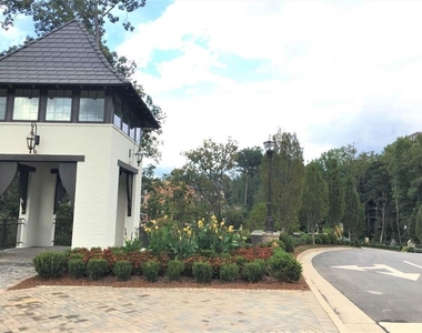 6735 Encore Boulevard - Photo Thumbnail 31