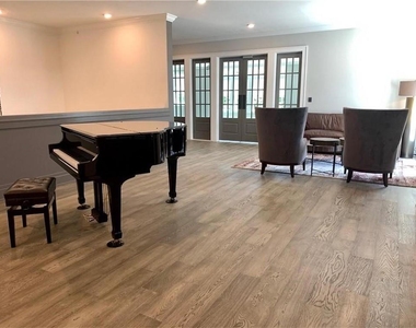 6735 Encore Boulevard - Photo Thumbnail 45