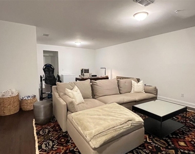 6735 Encore Boulevard - Photo Thumbnail 29
