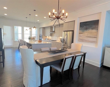 6735 Encore Boulevard - Photo Thumbnail 10