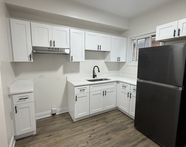 10600 S Avenue E - Photo Thumbnail 5