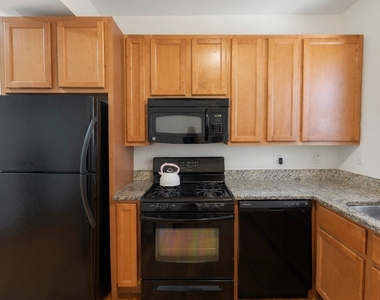 3354 W Wilson Avenue - Photo Thumbnail 2