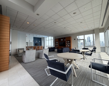 1629 S Prairie Avenue - Photo Thumbnail 12