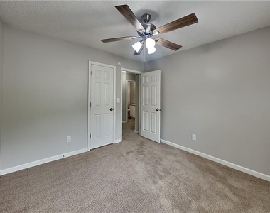 360 Warrenton Drive - Photo Thumbnail 12