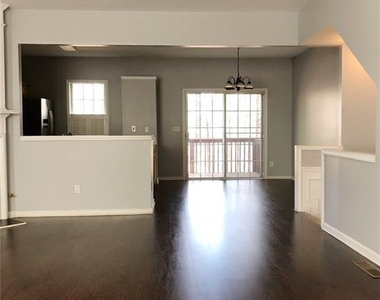 4003 Howell Park Road - Photo Thumbnail 4