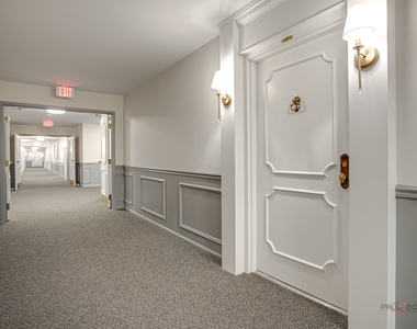 1220 Park Avenue W - Photo Thumbnail 5
