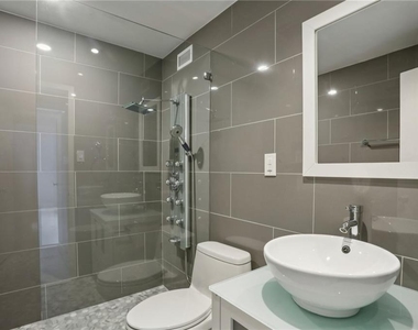 3060 Pharr Court N - Photo Thumbnail 7