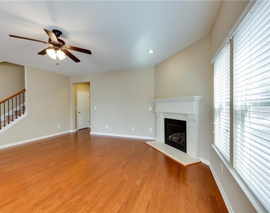 7245 Rocking Horse Lane - Photo Thumbnail 8