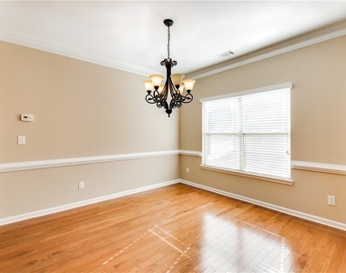 7245 Rocking Horse Lane - Photo Thumbnail 5
