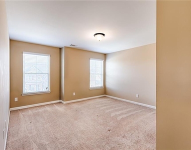7245 Rocking Horse Lane - Photo Thumbnail 30