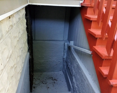 11142 S Eggleston Avenue - Photo Thumbnail 24