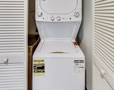 720 W Randolph Street - Photo Thumbnail 20