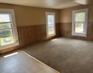 2317 2nd Street - Photo Thumbnail 8