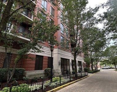 343 W Old Town Court - Photo Thumbnail 25