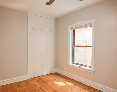 5338 W Montrose Avenue - Photo Thumbnail 14
