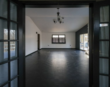 55 Fair Oaks Drive - Photo Thumbnail 11